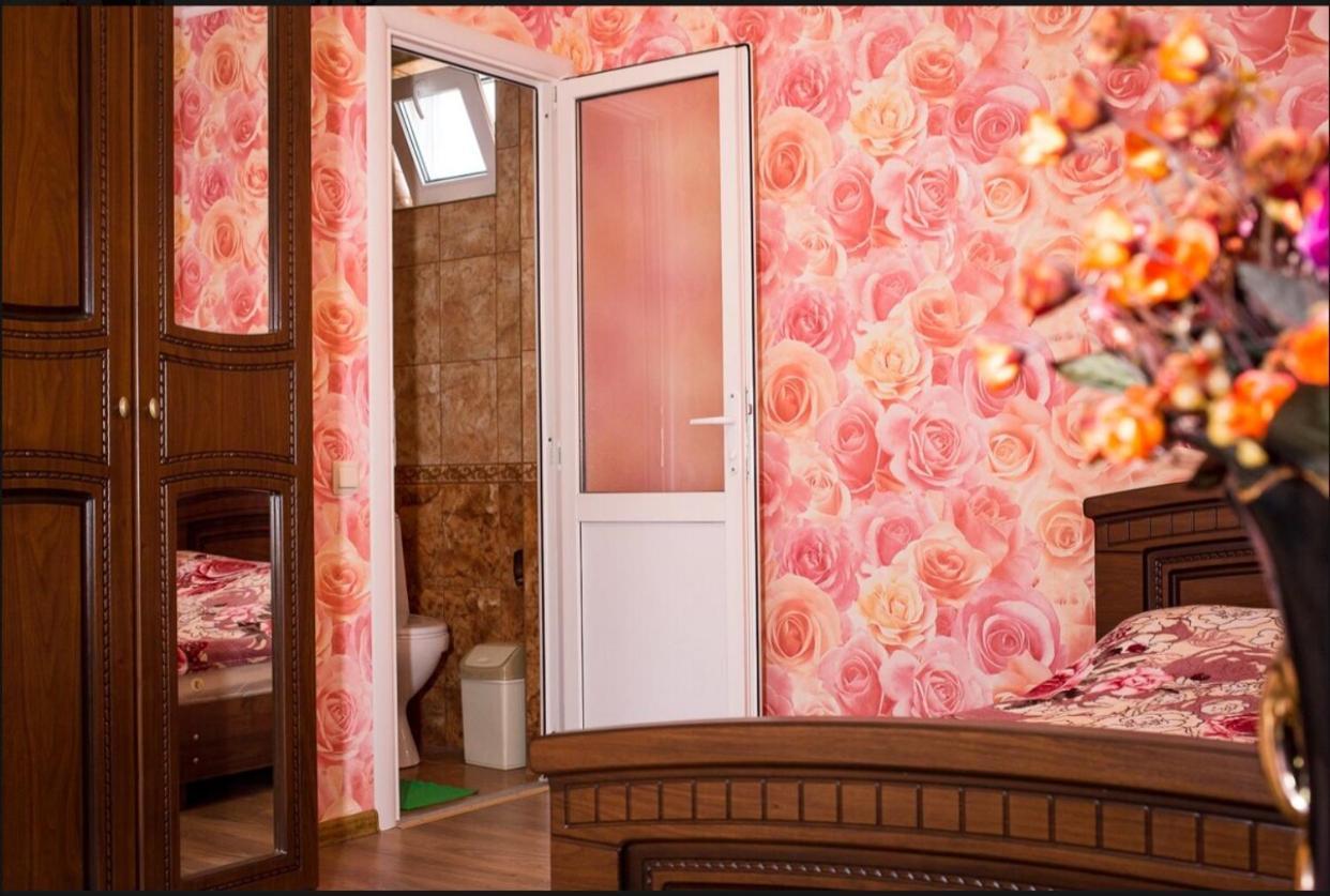 Гостевой Дом Анна Hotel Gagra Kültér fotó