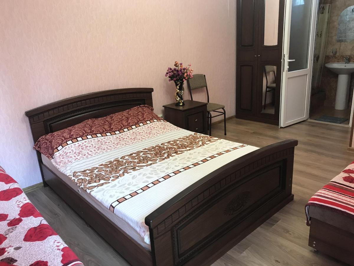 Гостевой Дом Анна Hotel Gagra Kültér fotó